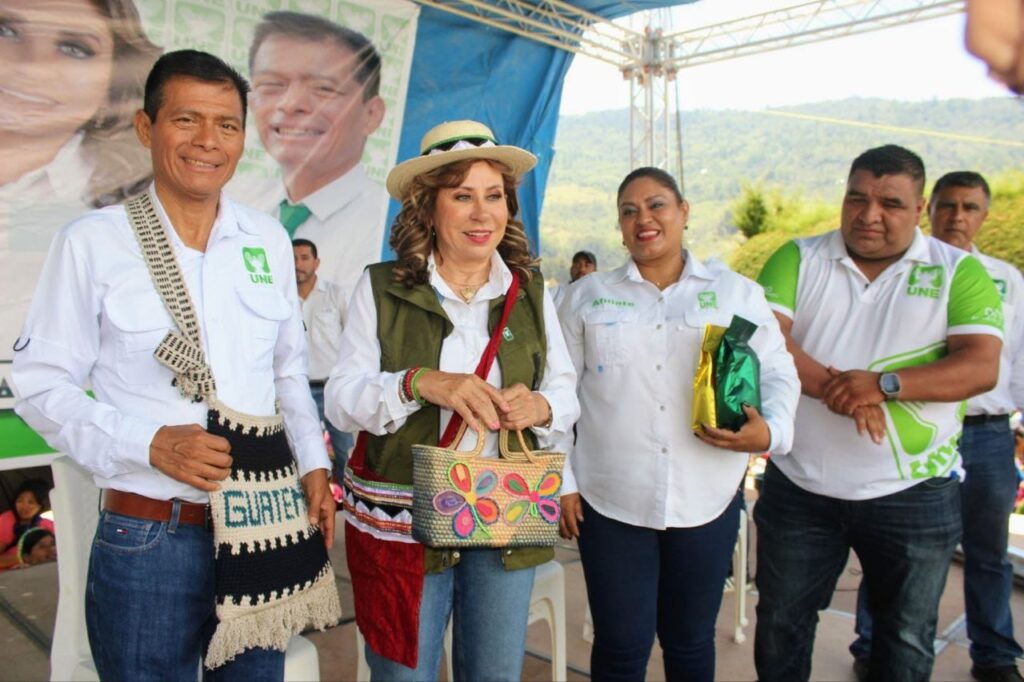 Sandra Torres anuncia que vienen 4 a&ntilde;os de ayuda social para Huehuetenango